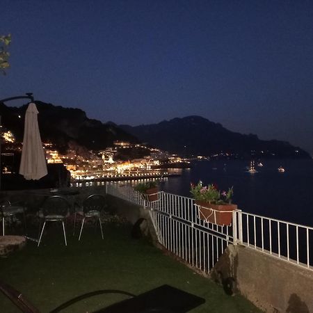 Appartamento Di Raphael Con Discesa Privata Al Mare Amalfi Ngoại thất bức ảnh