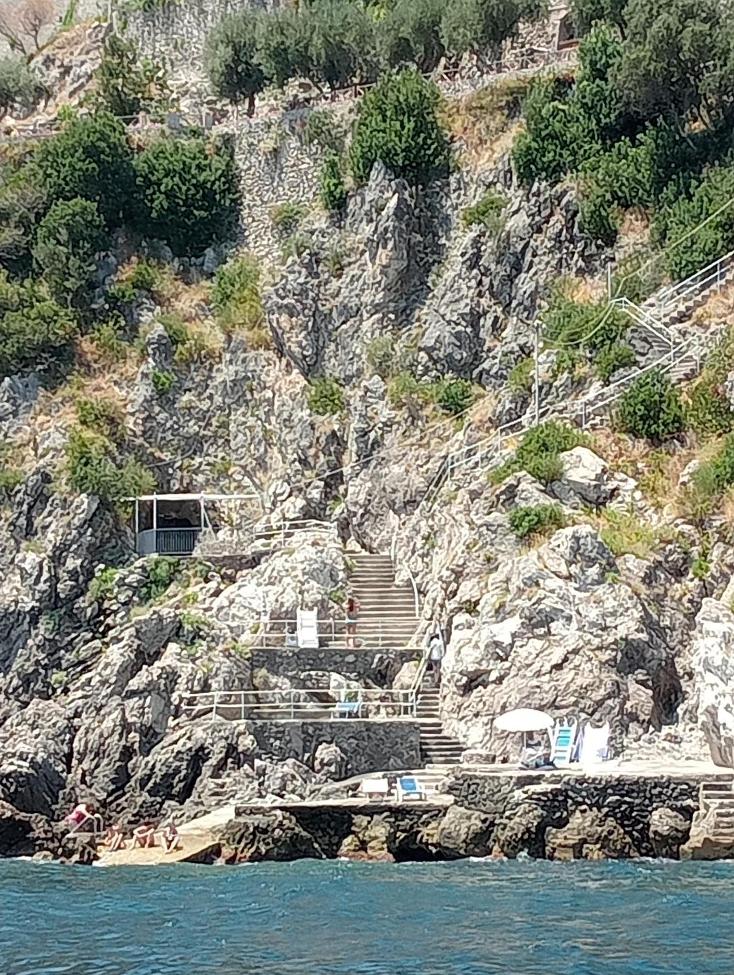 Appartamento Di Raphael Con Discesa Privata Al Mare Amalfi Ngoại thất bức ảnh
